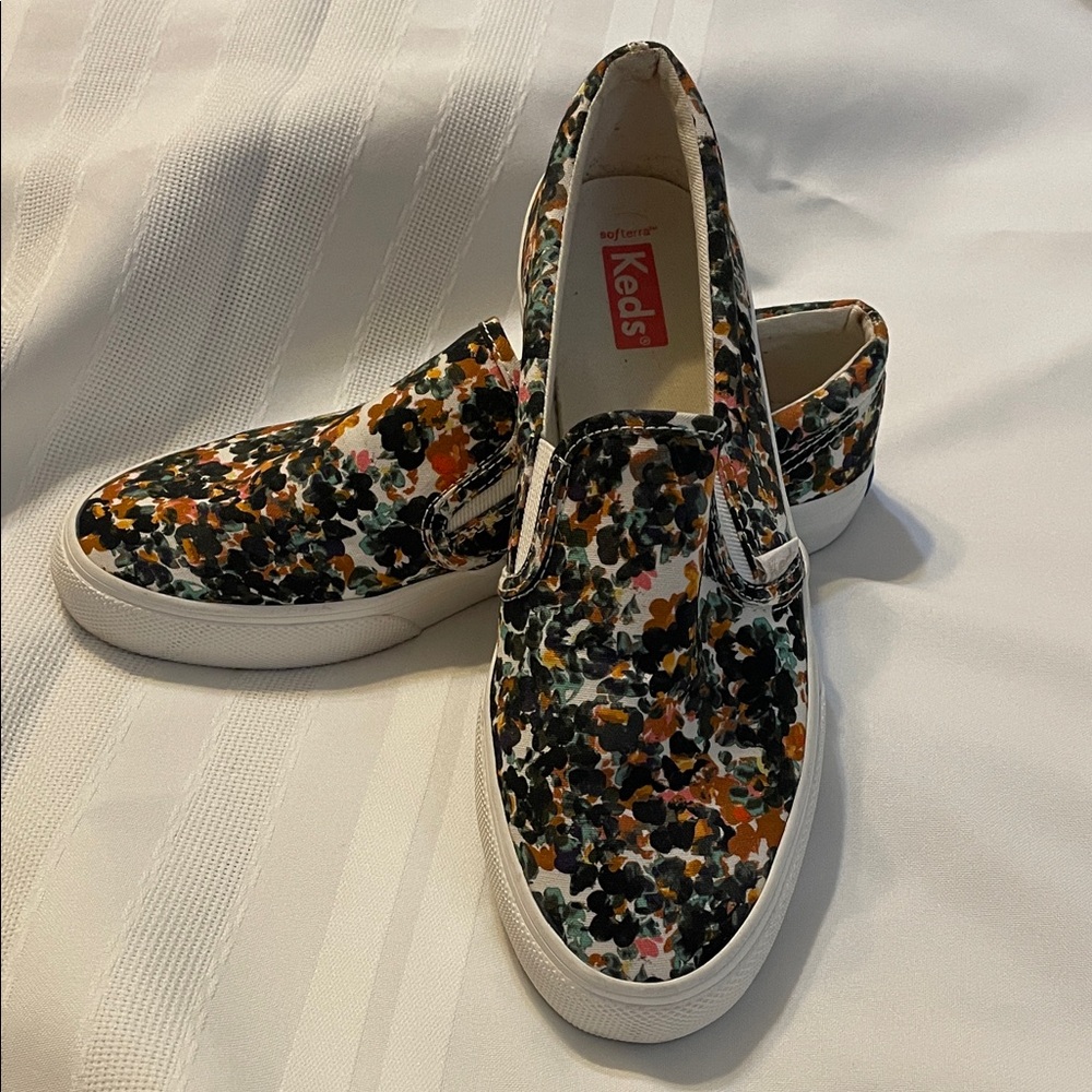 Keds Women's Black and Orange Floral Slip-On Sneakers